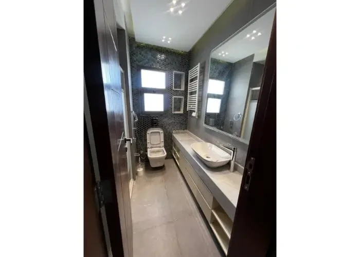 للأيجار وحده