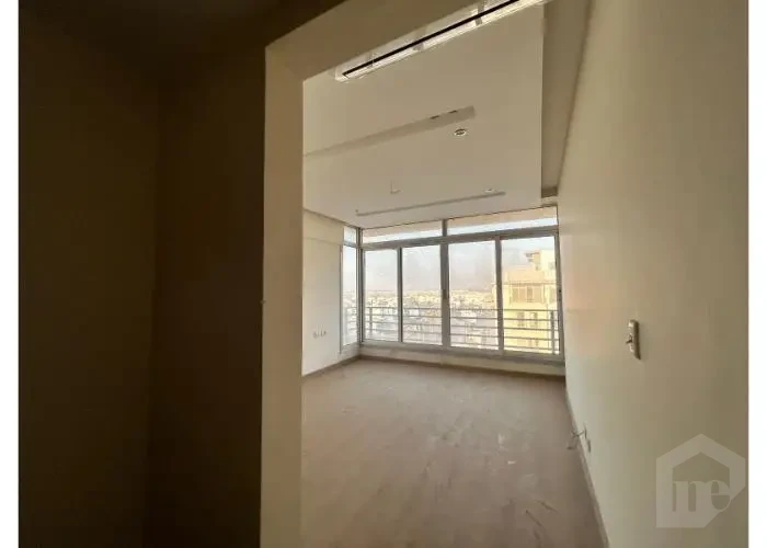 Apartment 3 Bedrooms For Rent In Hyde Park