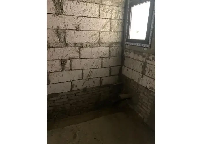 شقه للبيع في ايستاون