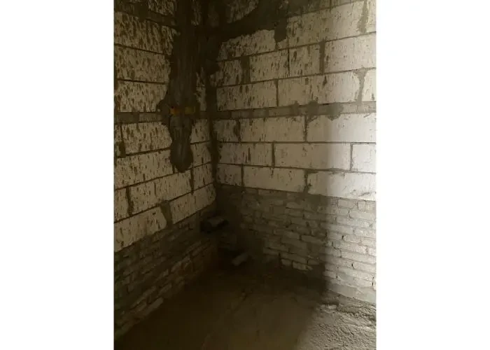 شقه غرفتين للبيع في ايستاون