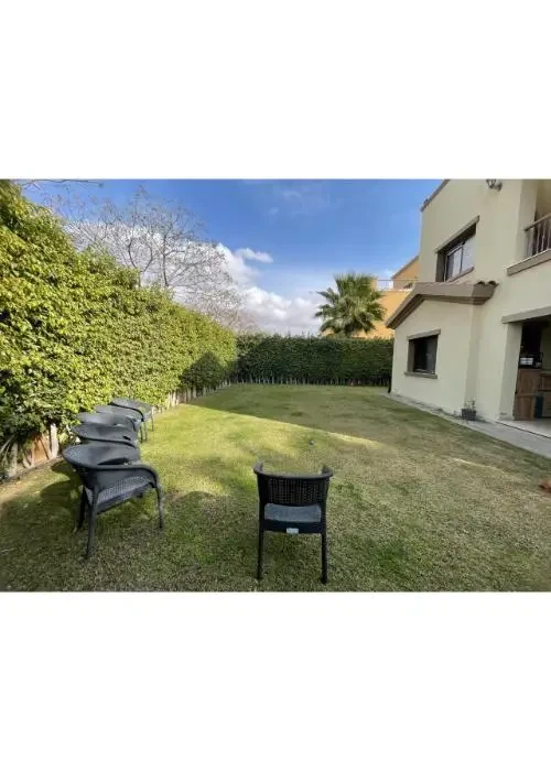 فيلا مستقله للأيجار في ميفيدا