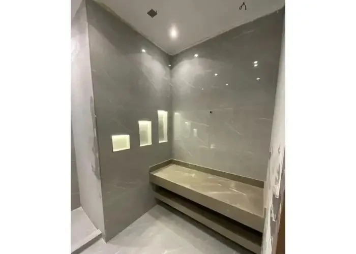 للأيجار في كومبوند لا روز