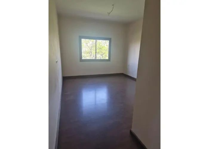 فيلا للأيجار في ميفيدا