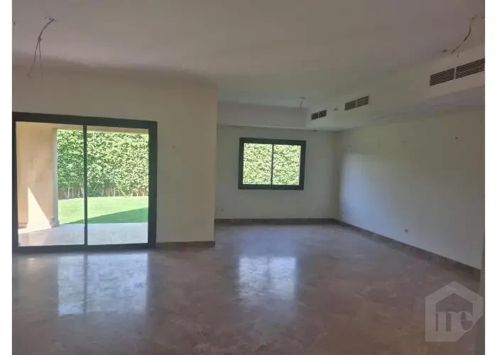 فيلا للأيجار في القاهره الجديده