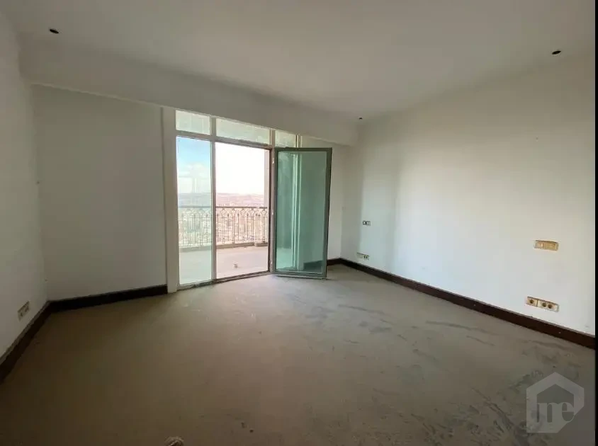 سويت للبيع فورسيزونز نايل بلازا