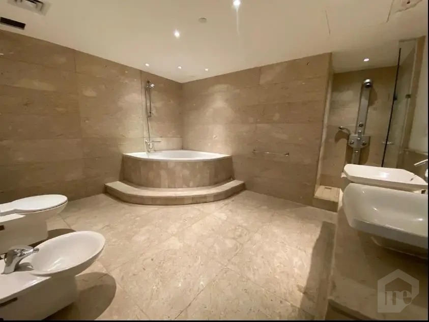 : سويت للبيع فورسيزونز نايل بلازا،