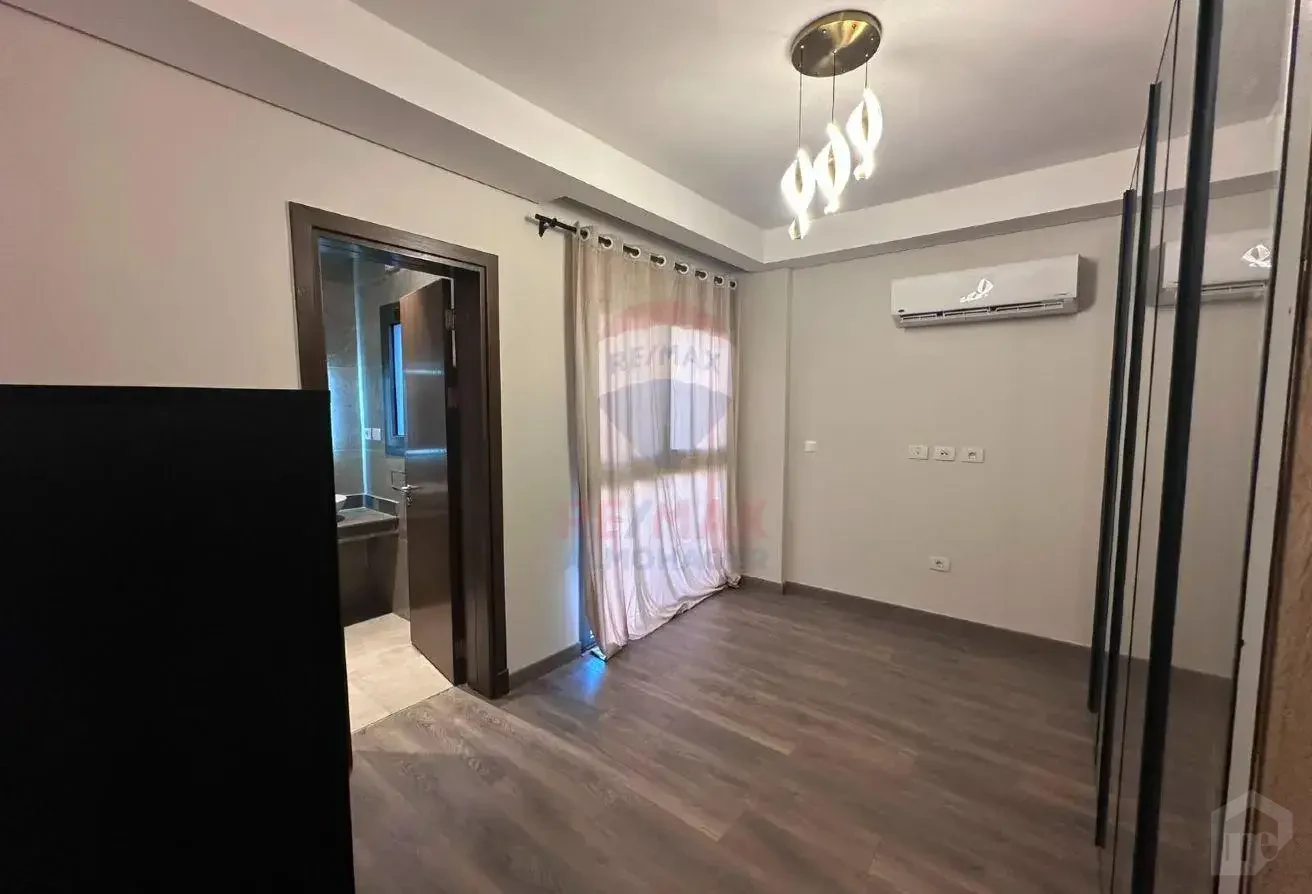 شقة فاخرة 135 متر بالدور الثامن | أبراج ZED
