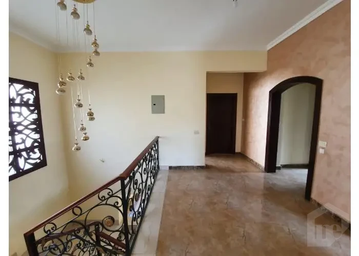 ستاند الون للأيجار بالمطبخ والتكيفات