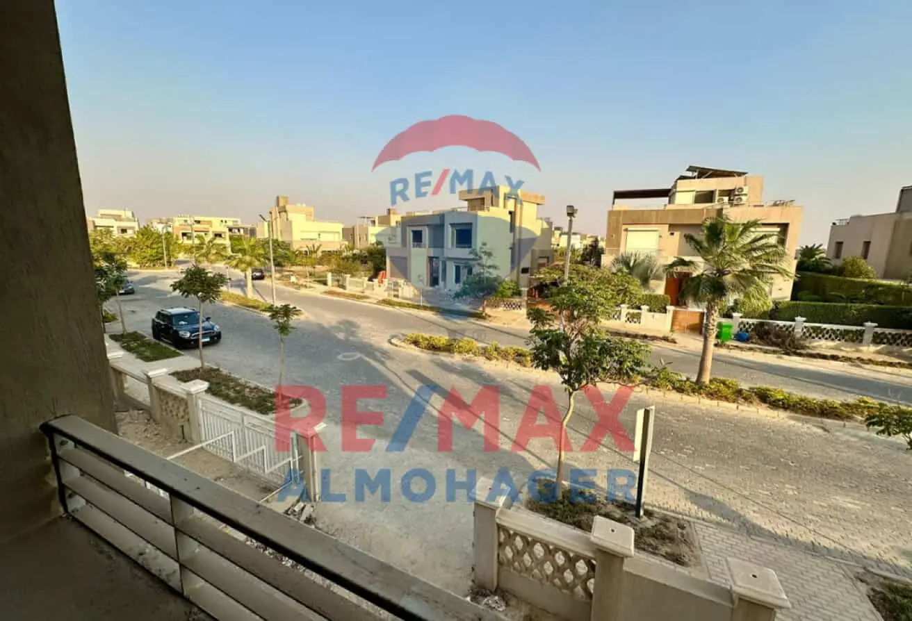 Exceptional Opportunity! Elevated Twin House with Open View in Golf Extension