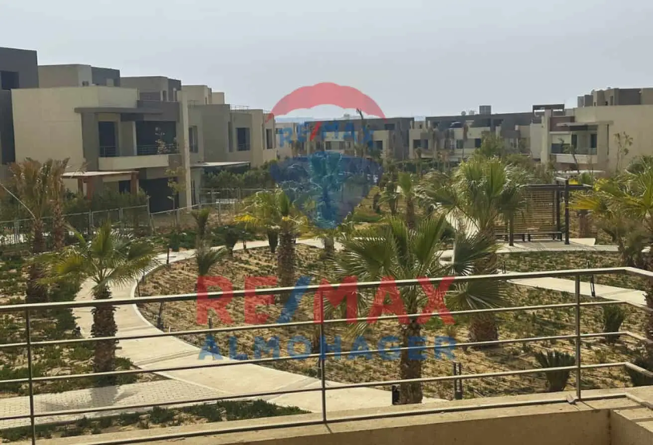 فيلا مستقلة للبيع في ذا كراون - بالم هيلز، 6 أكتوبر جاهزة للسكن نصف تشطيب