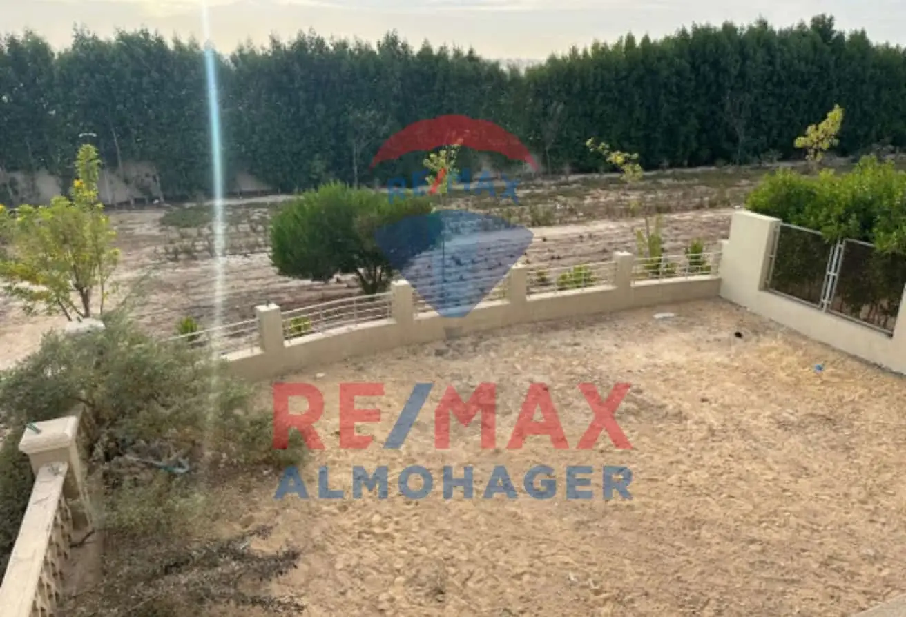 Elevated Twin House for Sale – Unique Design & Irreplaceable Location – Golf Extension