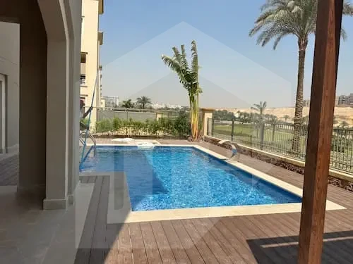 فيلا للإيجار بحمام سباحة خاص في أب تاون كايرو