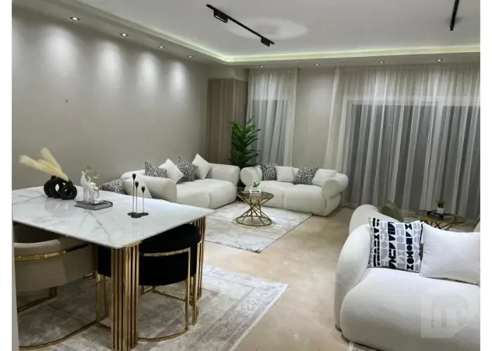 فيلا للأيجار في هايد بارك