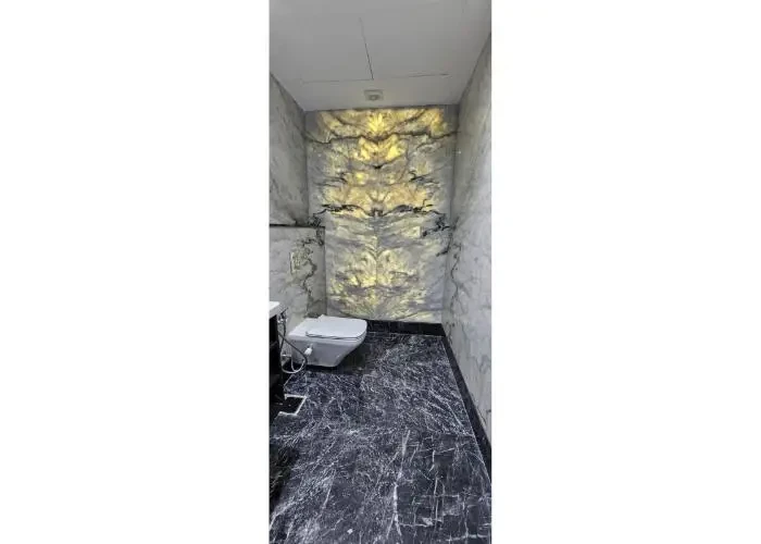 ستاند الون للأيجار تشطيب سوبر لوكس