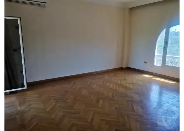 Semi Furnished Villa For Rent