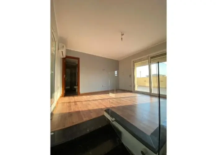 فيلا للأيجار في ميفيدا