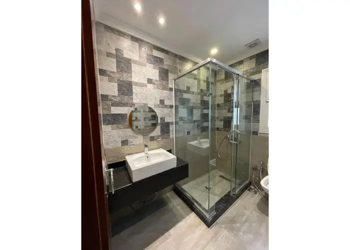 ستاند الون للأيجار في التجمع الخامس