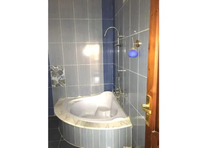 Stand Alone For Sale In El Banafsig