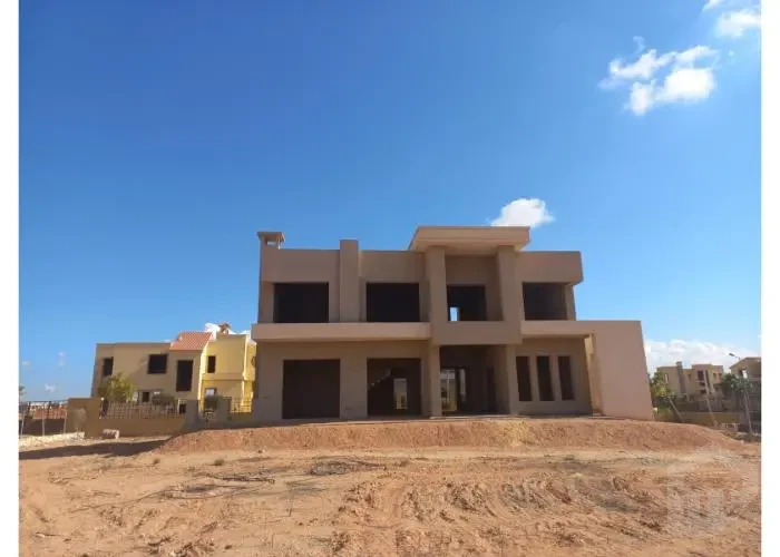 Villa For Sale In Ciza