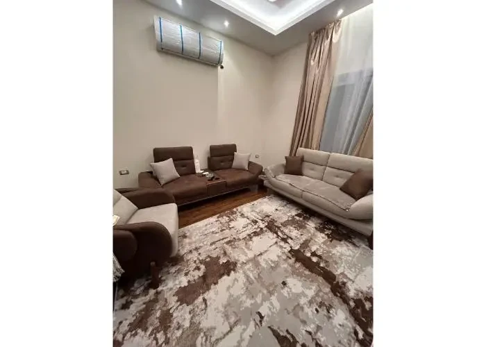 ستاند الون للبيع