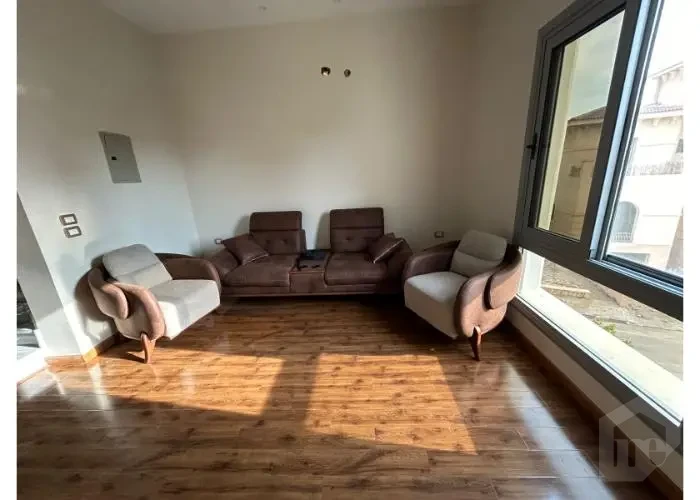 ستاند الون للبيع في ريحان