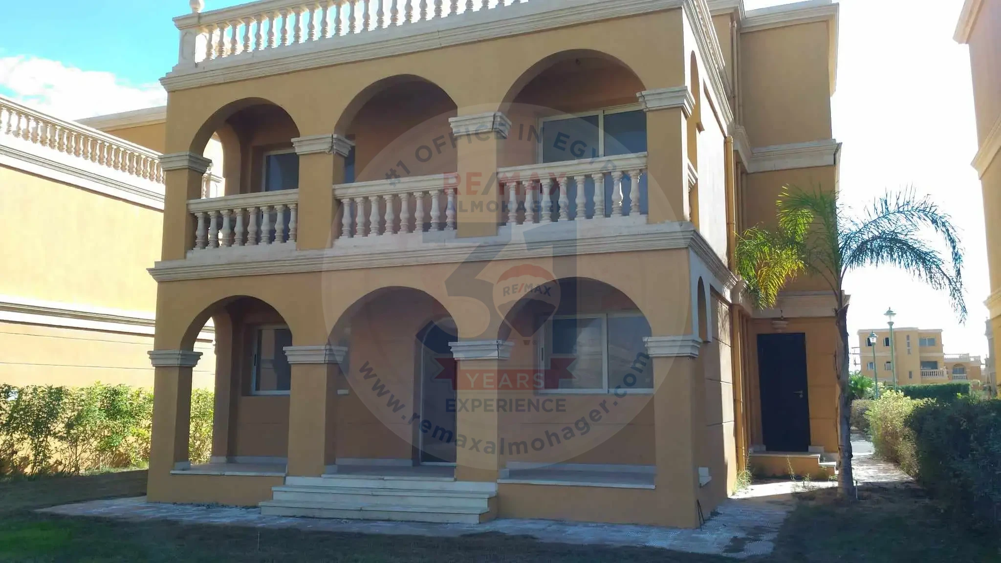 Standalone villa for sale in Stella Heliopolis