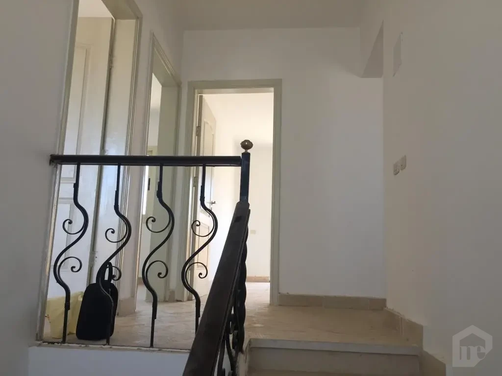 فيلا للبيع أو البدل في ستيلا مصر الجديدة