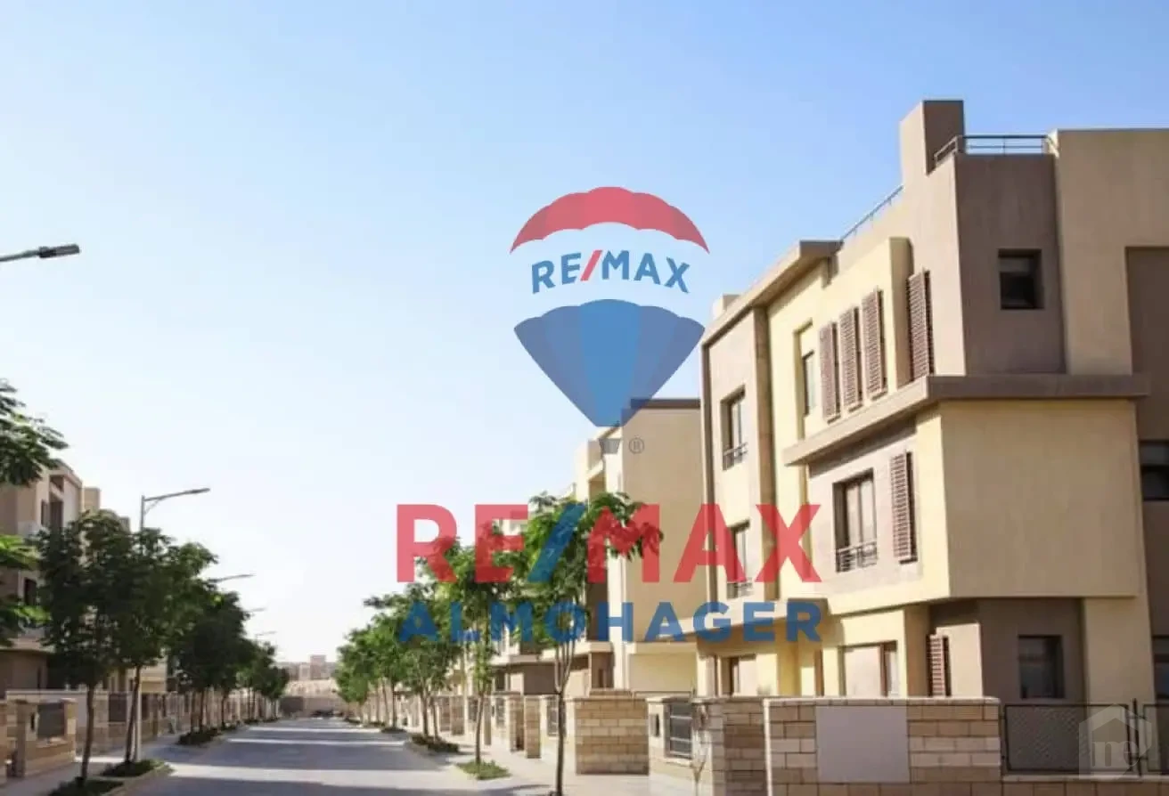 Villa for Sale in Pyramids Heights – Immediate Delivery with Basement
