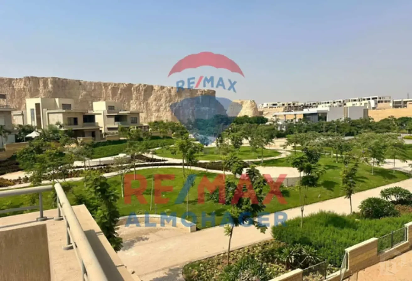 Prime Villa for Sale in Pyramids Heights – Basement Included