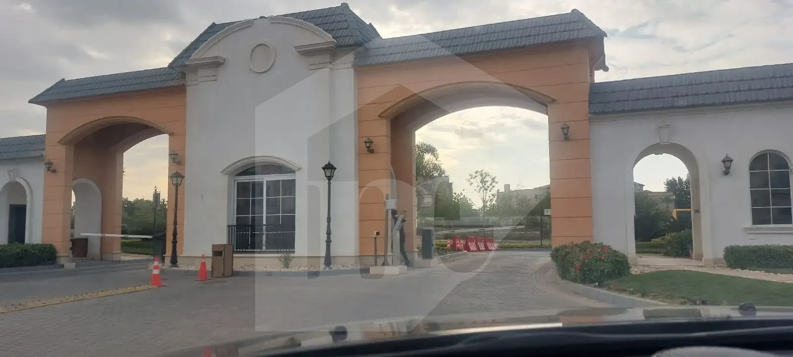 تاون هاوس للبيع فى القاهرة الجديدة