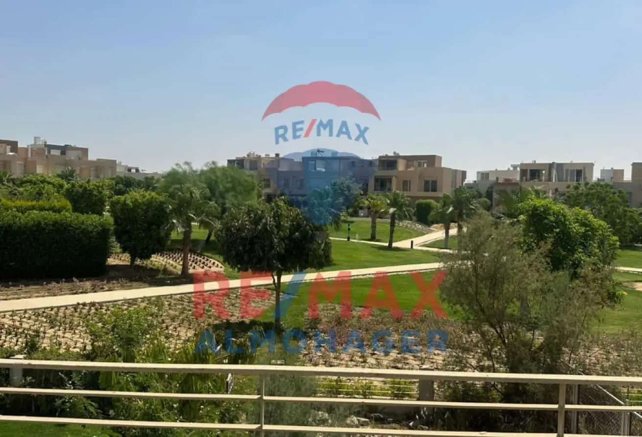 تاون هاوس مميز للبيع في جولف إكستنشن – بالم هيلز، 6 أكتوبر  إطلالة مفتوحة على مناظر طبيعية خلابة – بسعر أقل من السوق!