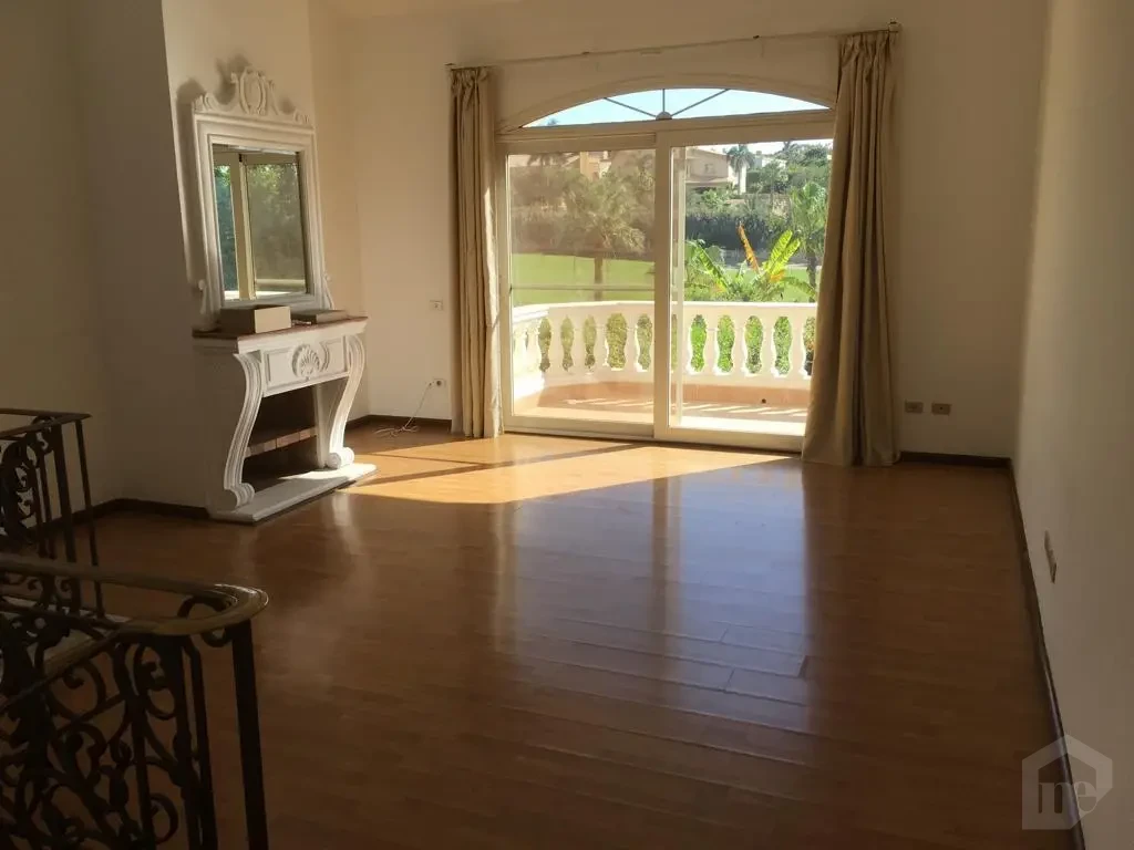 فيلا للأيجار في قطاميه هايتس