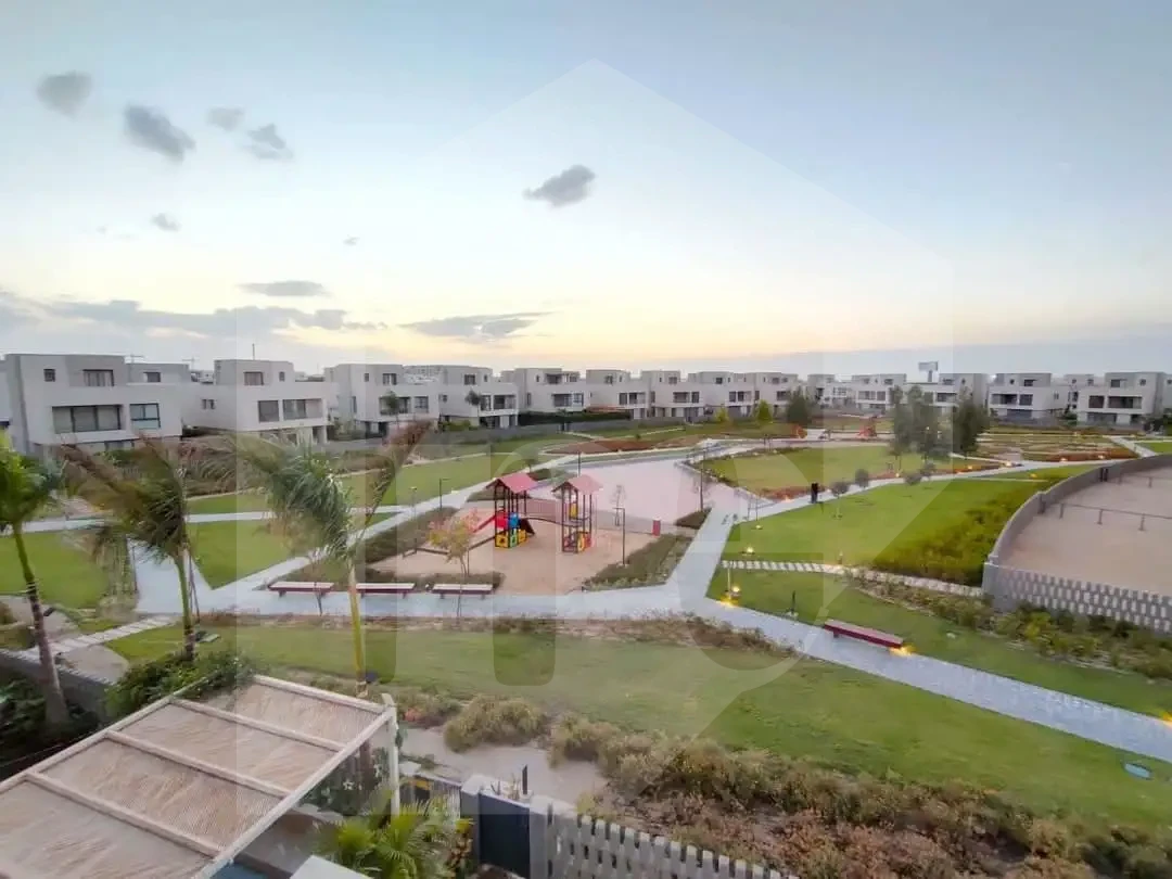 Twin house for sale at Al Burouj with roof