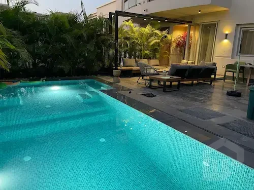 توين هاوس فاخر للبيع في كمبوند سنترال بارك – التجمع الخامس