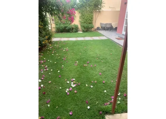 توي  هاوس للبيع في التمع الخامس