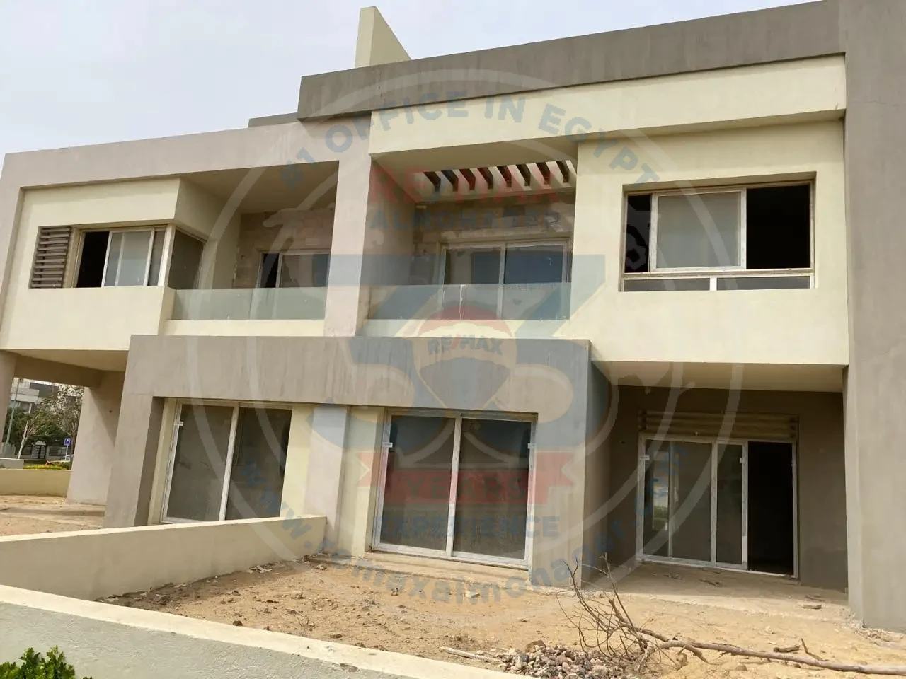 توين هاوس 275متر للبيع فى هايد بارك