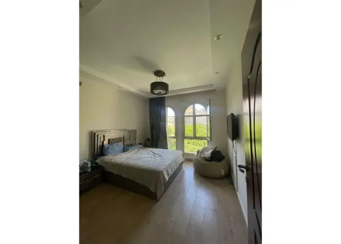 توين هاوس للبيع