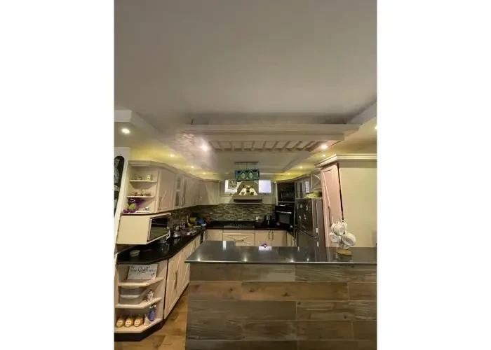 فيلات للبيع