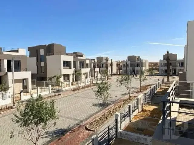فرصة مميزه توين هاوس فيو لاند سكيب في بالم هيلز
