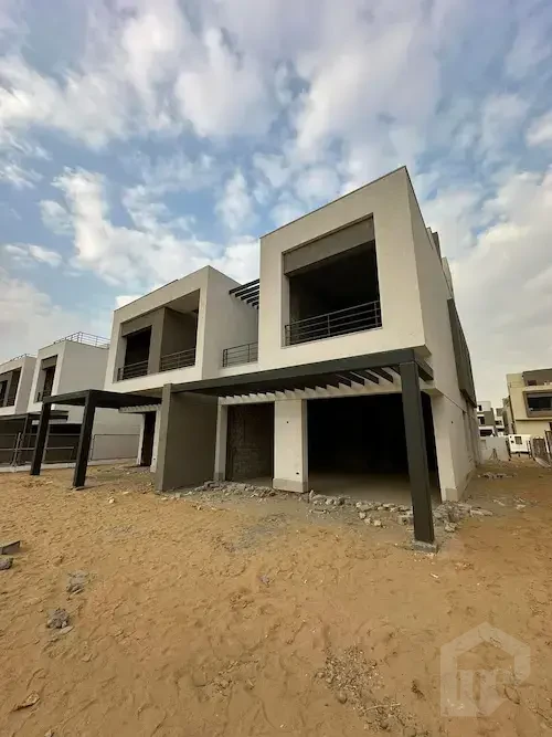 فرصة مميزة – توين هاوس فيو لاند سكيب في بالم هيلز