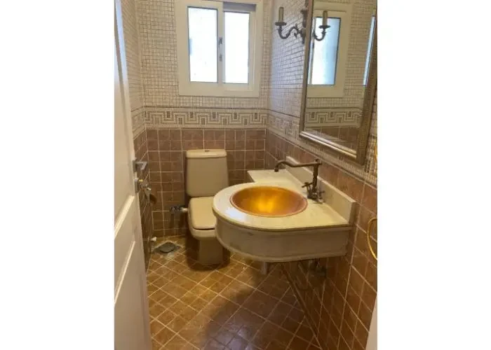 فيلا للأيجار في القاهره الجديده