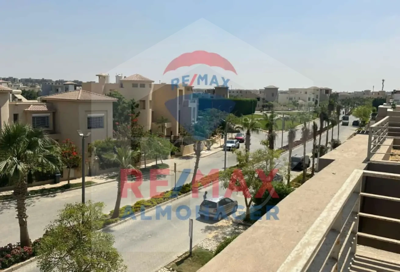 Luxury Y-Model Villas for Sale in Golf Extension - Palm Hills, New Cairo Area