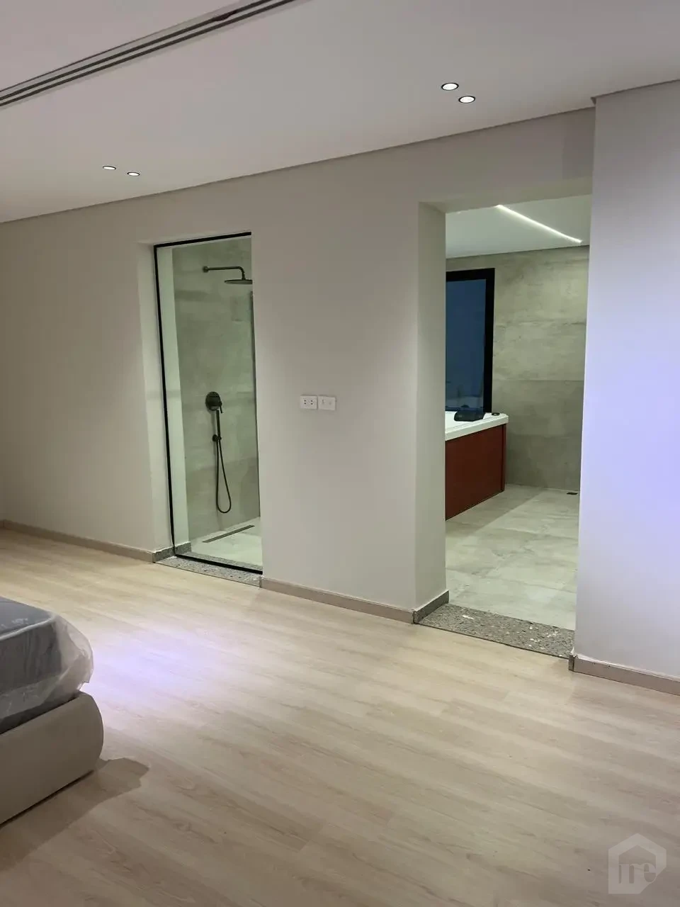 في سيليستا للايجار