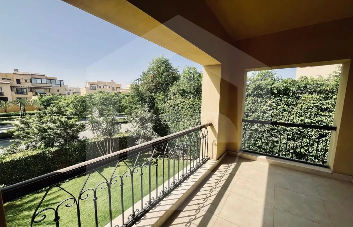 Villas 420 meters for rent in Mivida