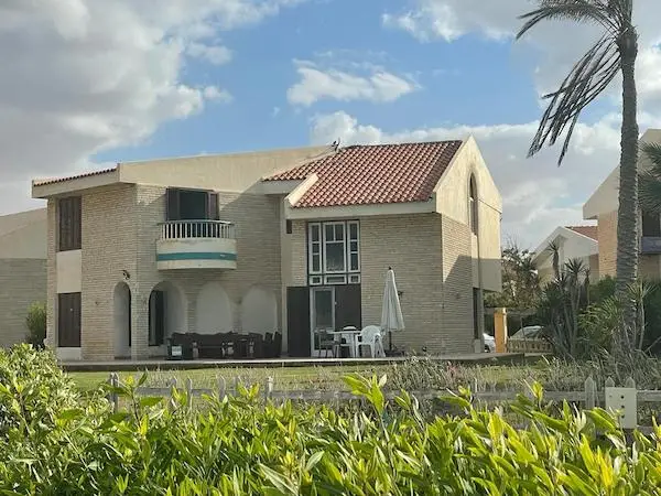 Villa for sale at Daimond beach