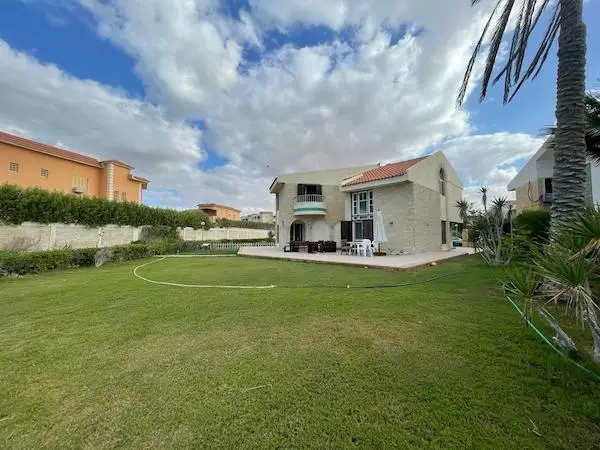 Villa for sale at Daimond beach