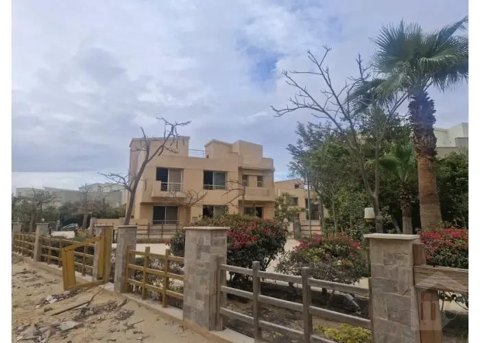 Villa 4 Bedrooms For Sale In Aswar