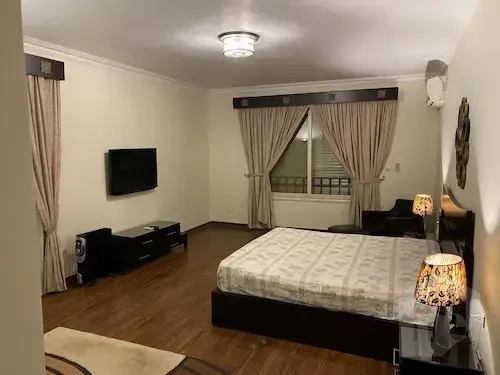 Villa with 5 Bedrooms – Bellagio, First Settlement