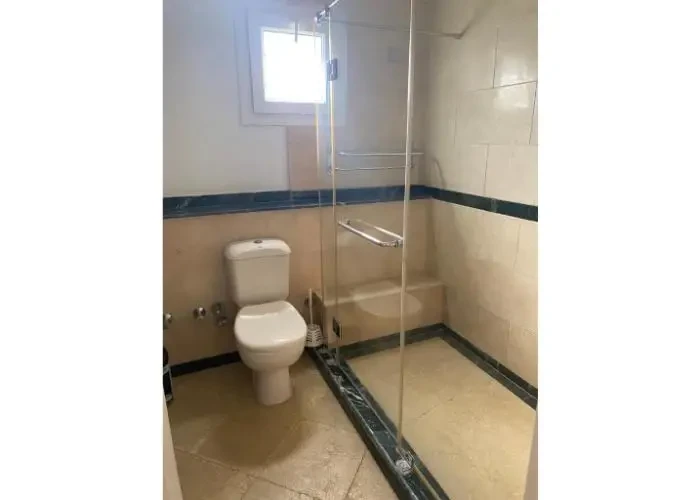 للبيع في كومباوند الديبلوماسيين