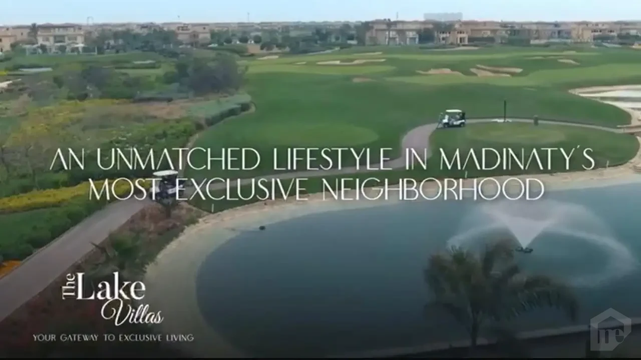 فيلا للبيع في The Lake Villas